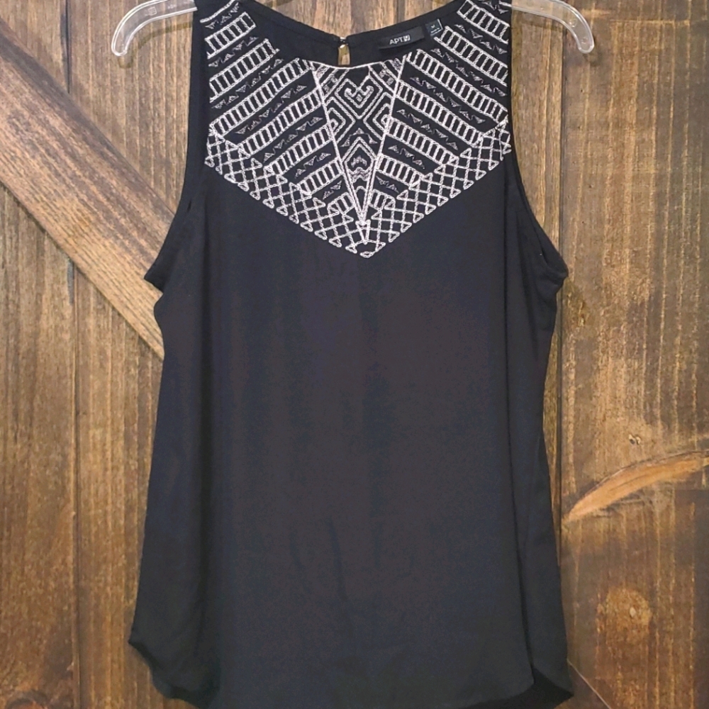 Black apt. 9 tank sz M